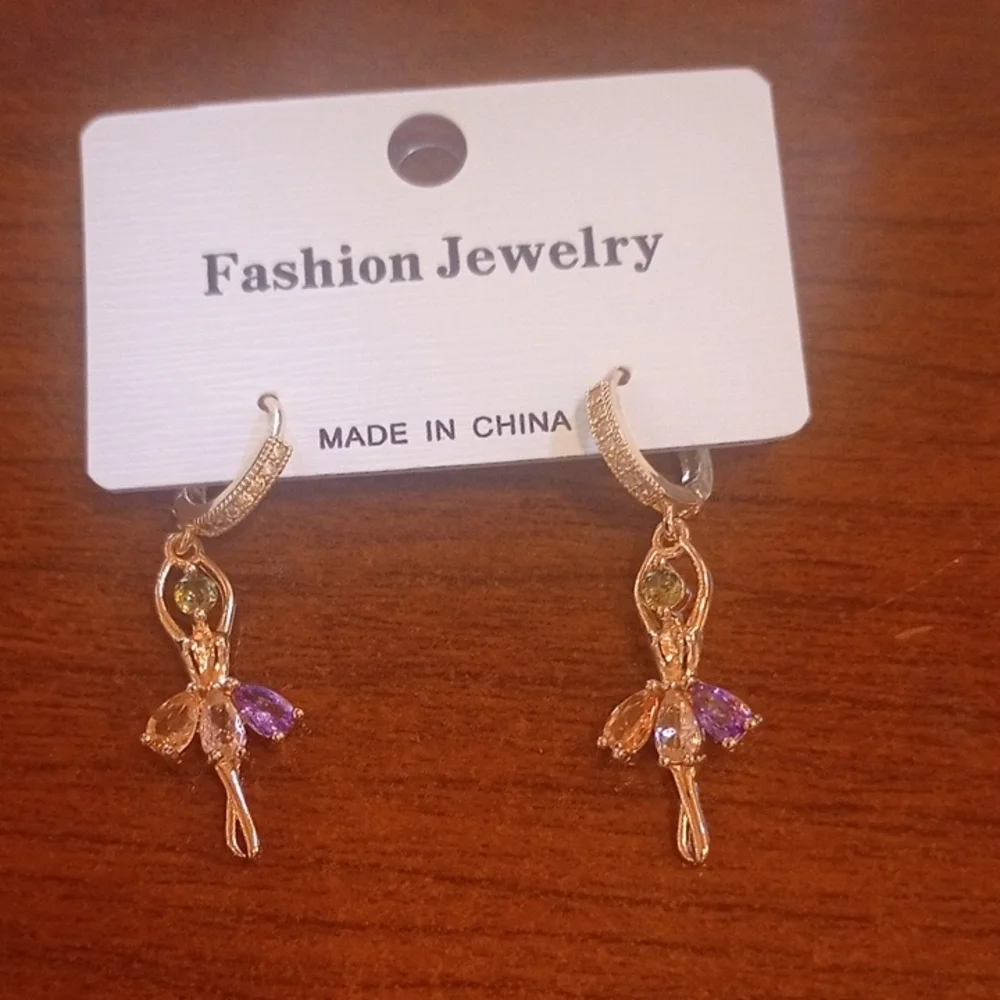 ♥️A Individually $9 Or Bundle 4/$20 Dainty Gold Ballerina Earrings 💛 - Picture 7 of 7